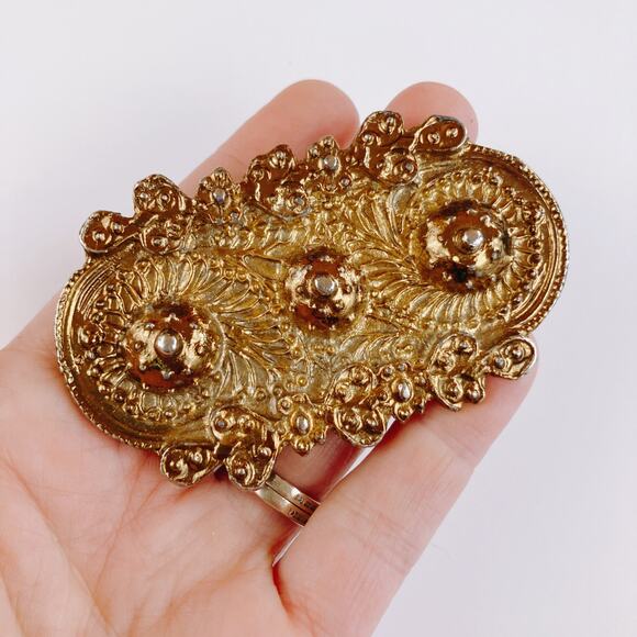 VTG 1970s Victorian Revival Ornate Gold Tone Cast Metal Rococo Belt Buckle - Picture 2 of 11